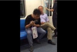 网友爆料地铁事件视频在线观看